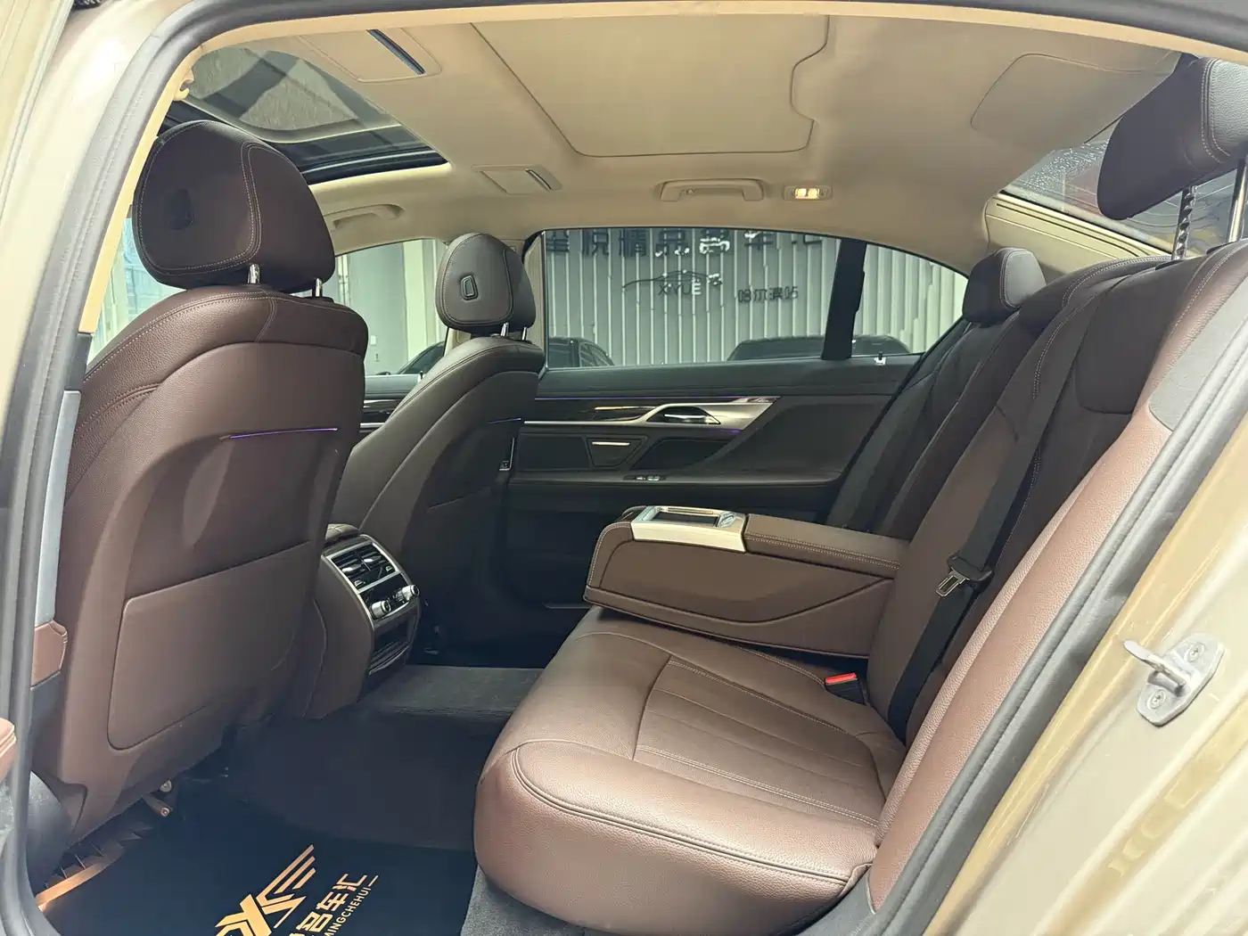 BMW 7 Series 2016 730Li Leading фото 19