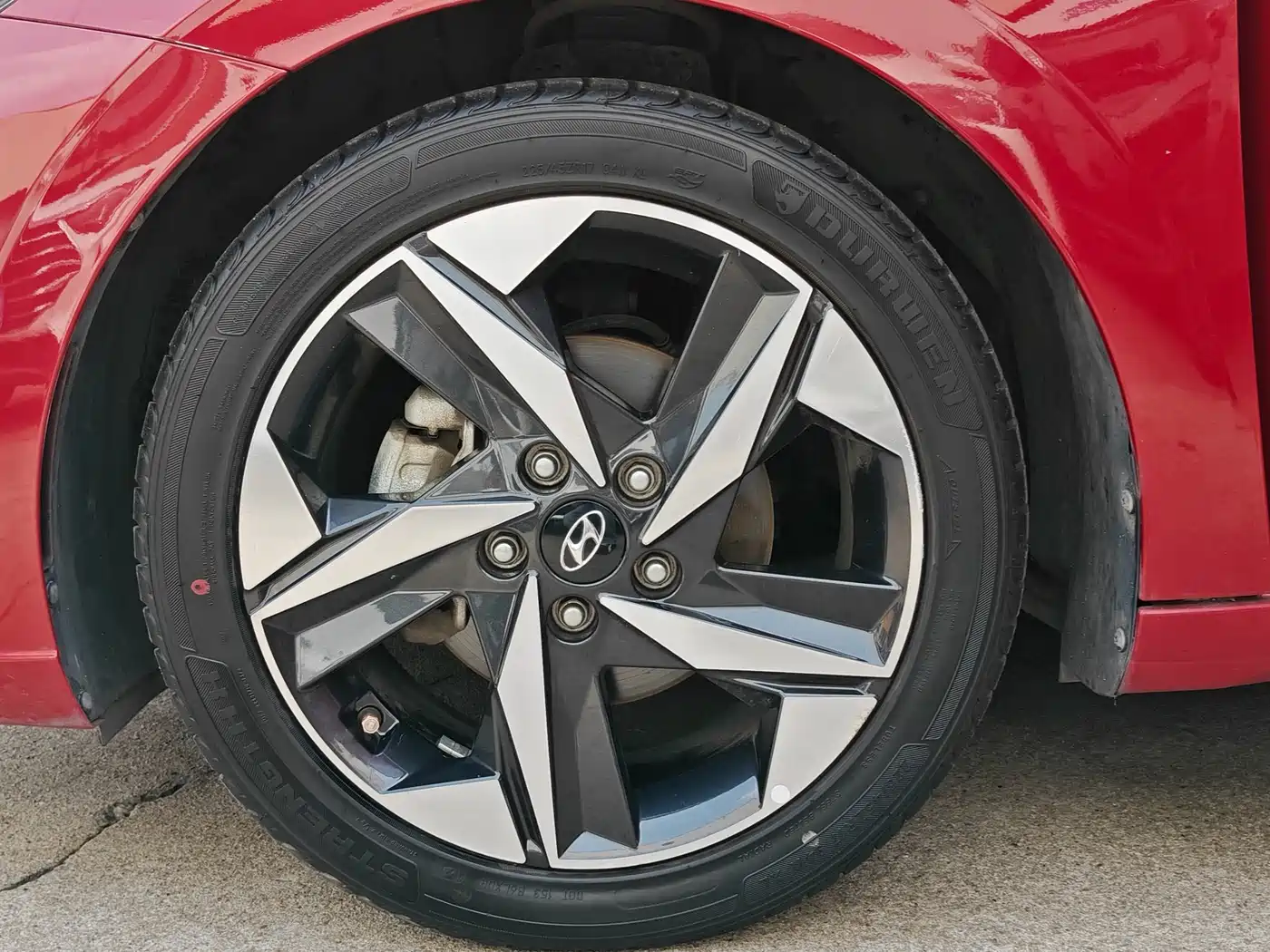 Hyundai Elantra 2021 240TGDi DCT GLX Elite фото 16