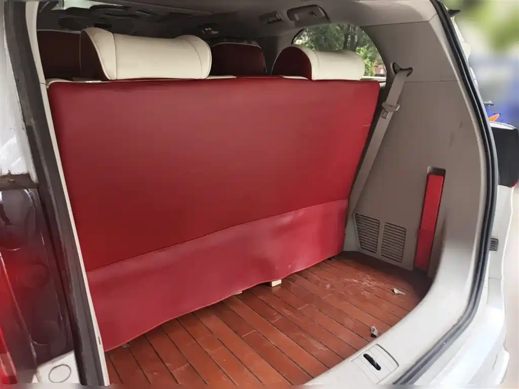 Buick GL8 2018 ES 28T Comfort Type China VI фото 10