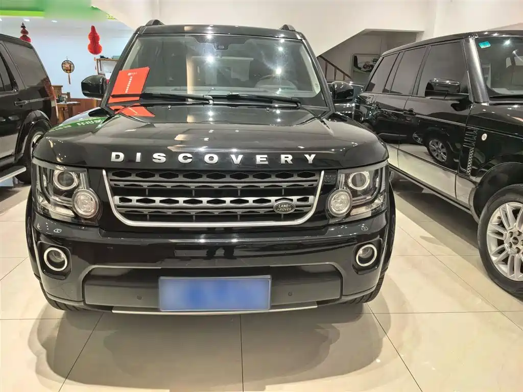 Land Rover Discovery 2015 3.0 SC V6 SE фото 6