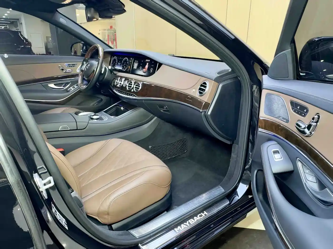 Mercedes-Benz Maybach S-Class 2017 2017 S 400 4MATIC