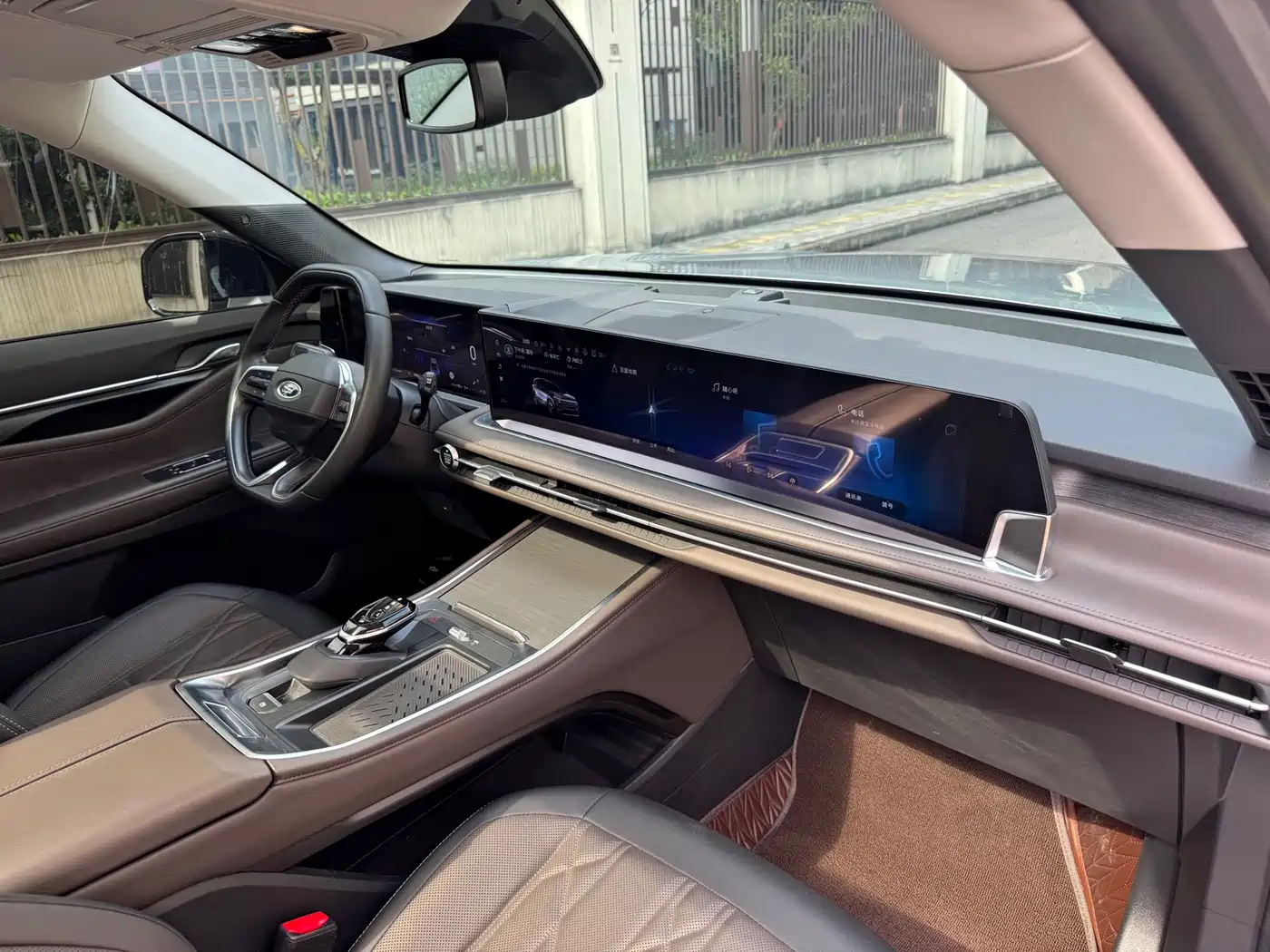 Ford Edge 2024 2025 Edge L 2.0T EcoBoost E Hybrid AWD 7-seater Premium
