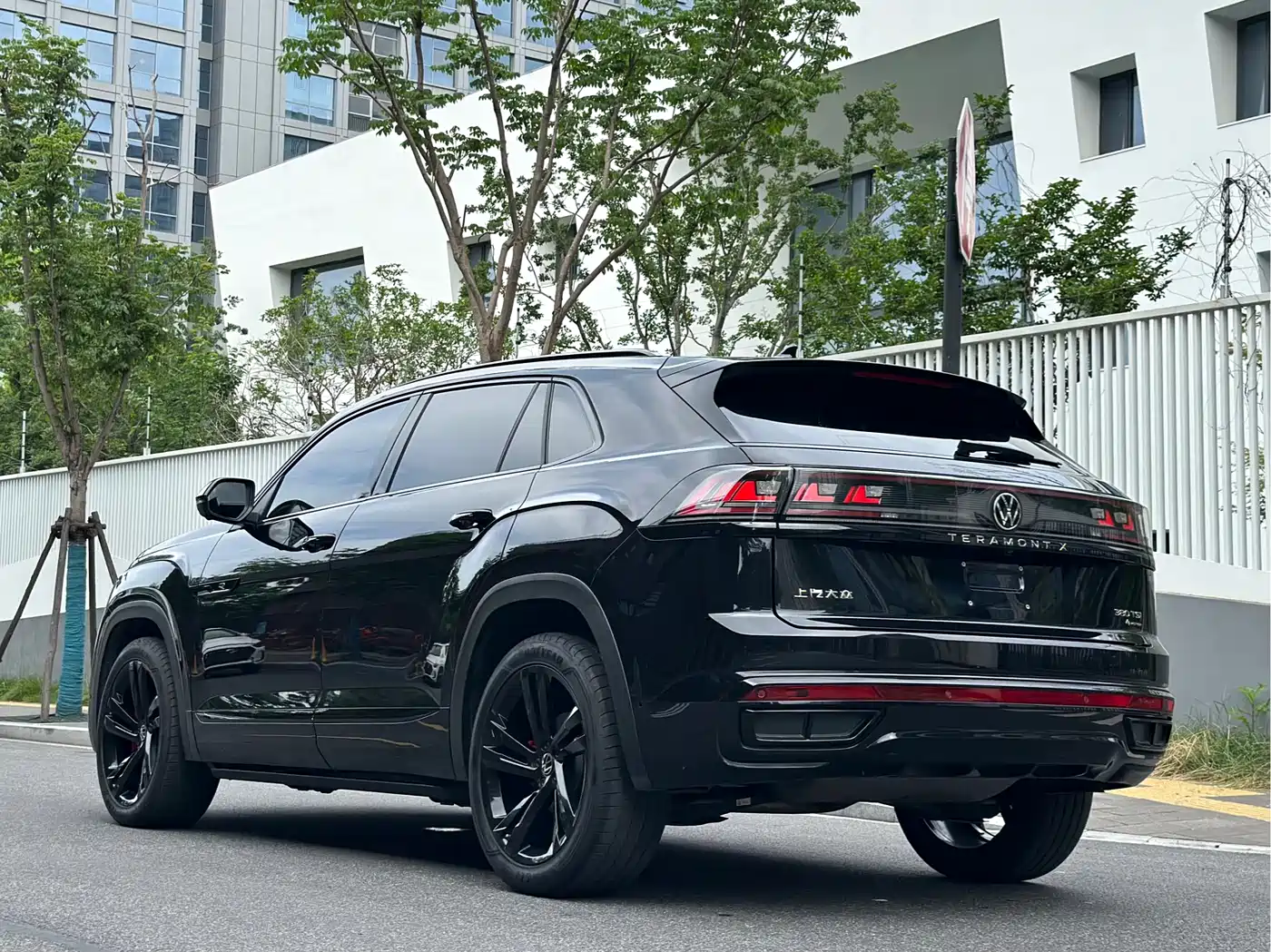 Volkswagen Teramont 2024 Teramont X 380TSI 4WD Premium Luxury Edition фото 22