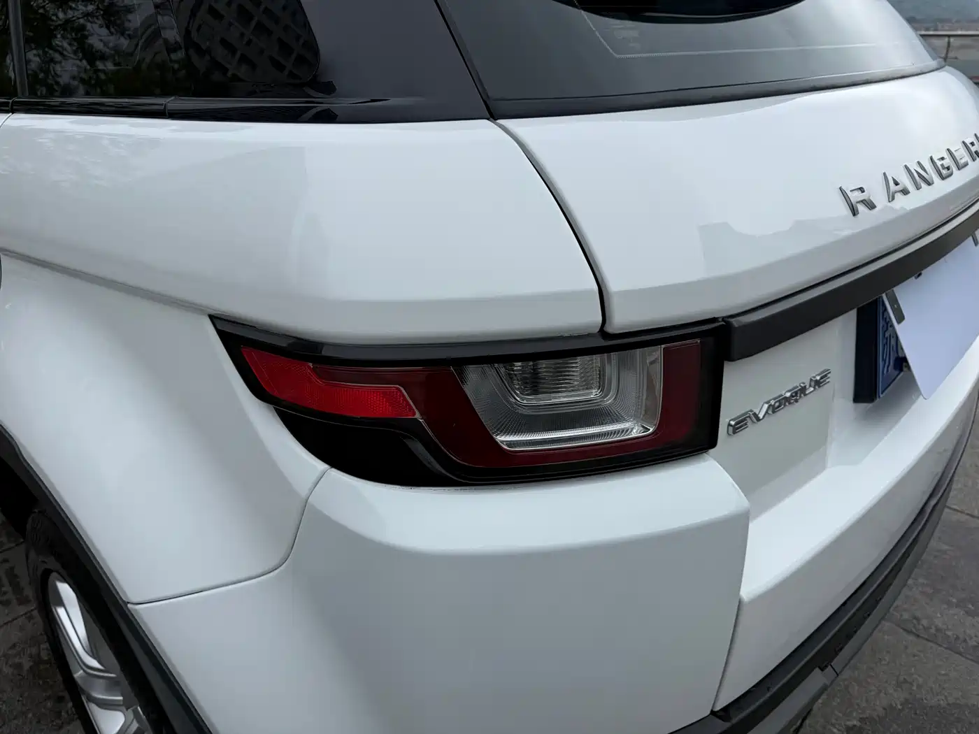 Land Rover Range Rover Evoque 2016 2.0T PURE Style фото 38