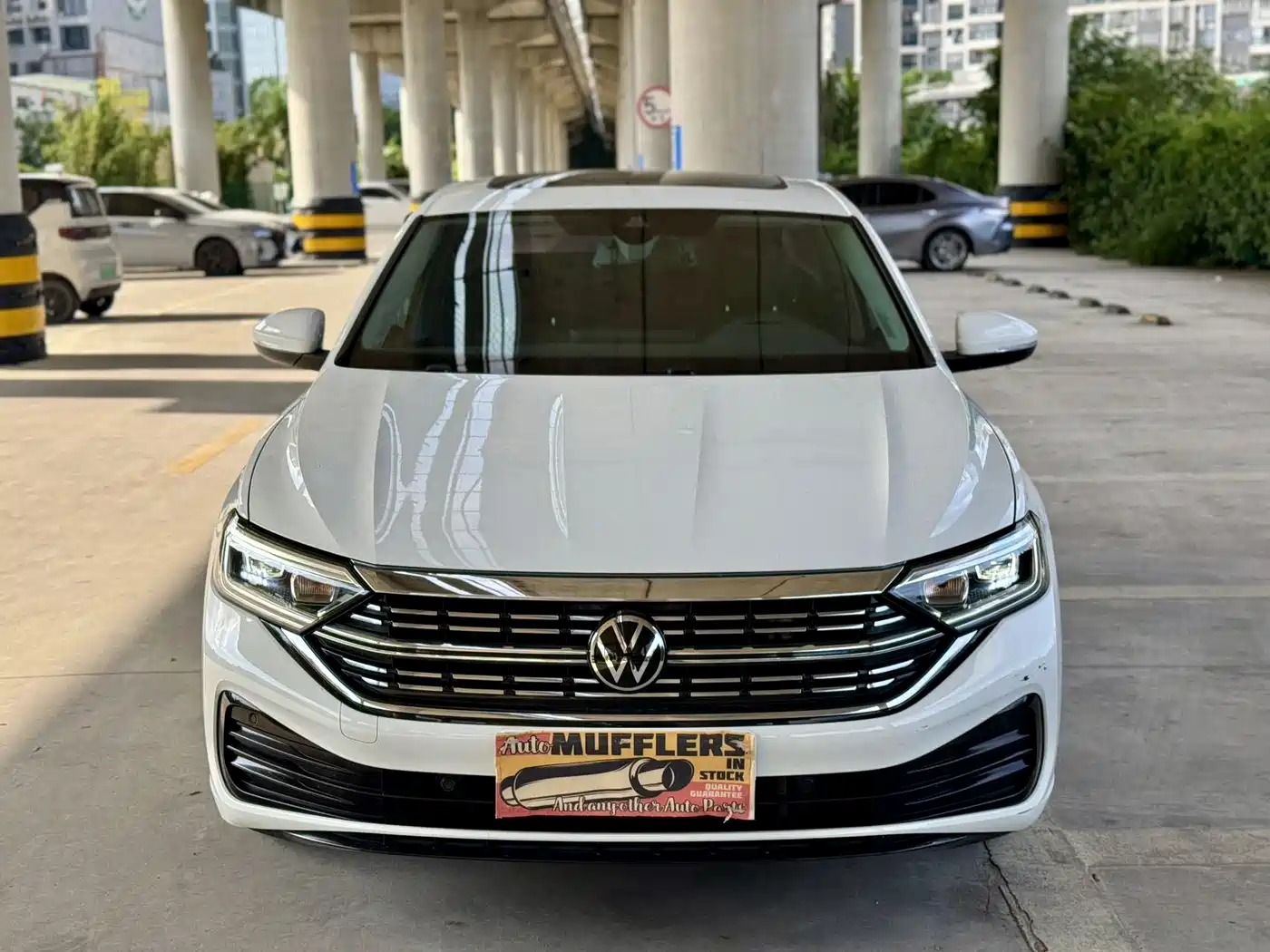 Volkswagen Sagitar 2023 300TSI DSG Excellence Edition фото 2