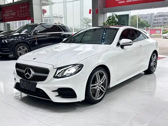 MERCEDES-BENZ E CLASS