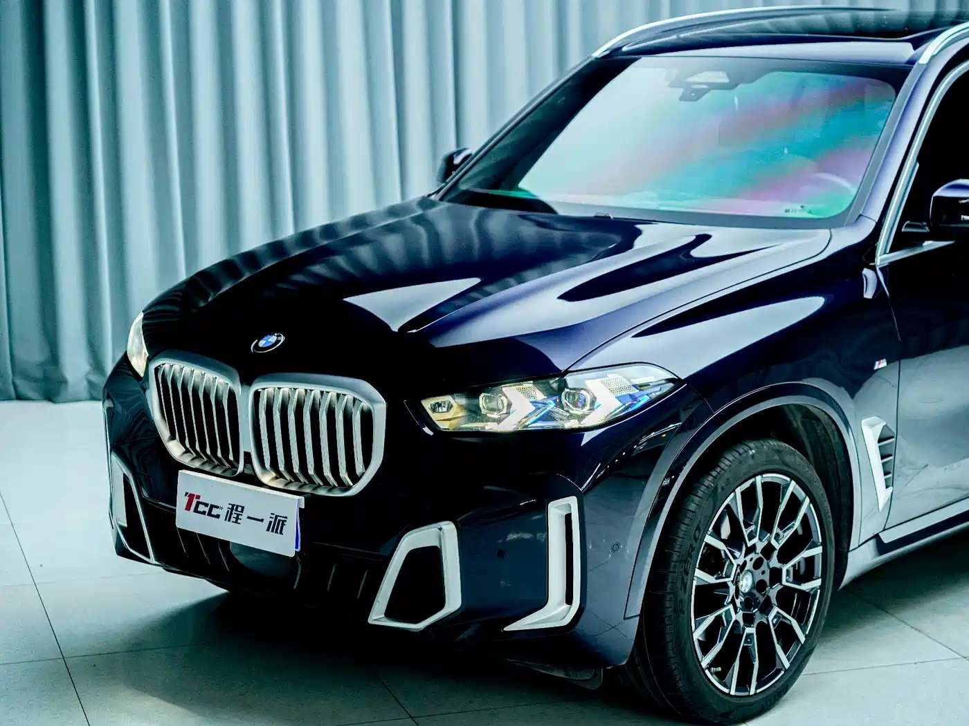 BMW X5 2023 xDrive 40Li M Sport Package фото 2