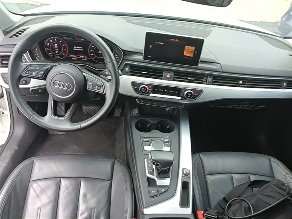 Audi A4L 2018 30th Anniversary 40 TFSI Fashion фото 10