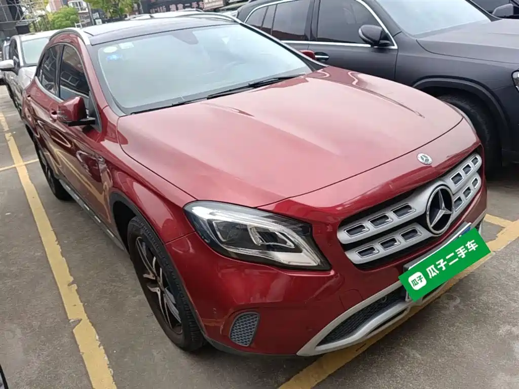 Mercedes-Benz GLA 2017 GLA 200 Fashion фото 4