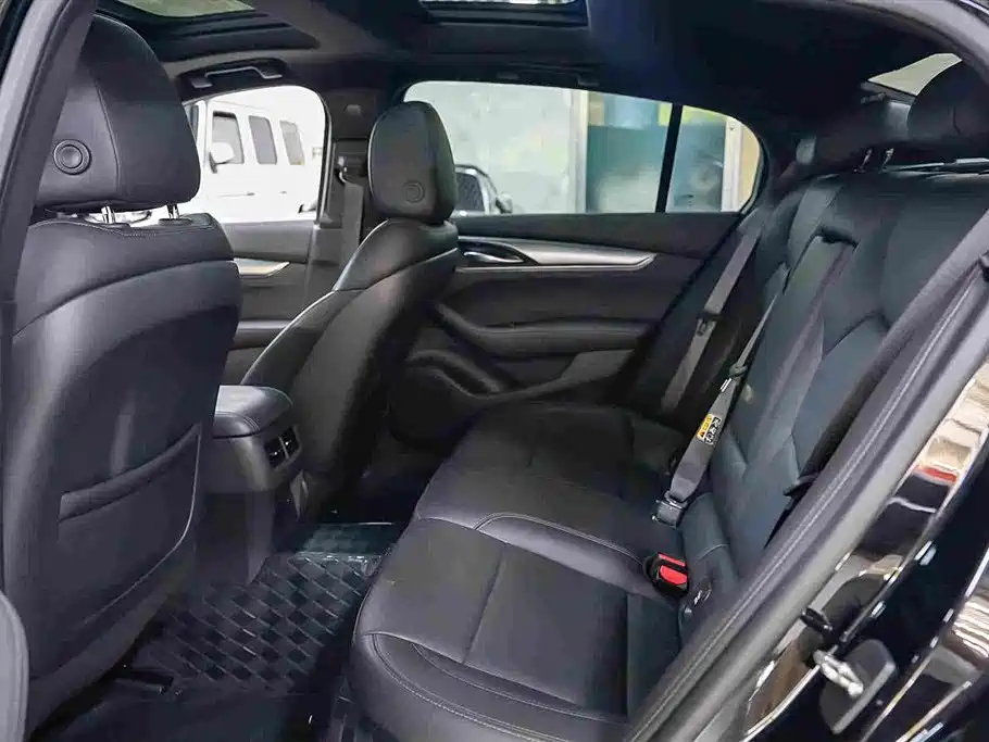Cadillac CT5 2024 2023 28T Luxury Style (Standard Edition)