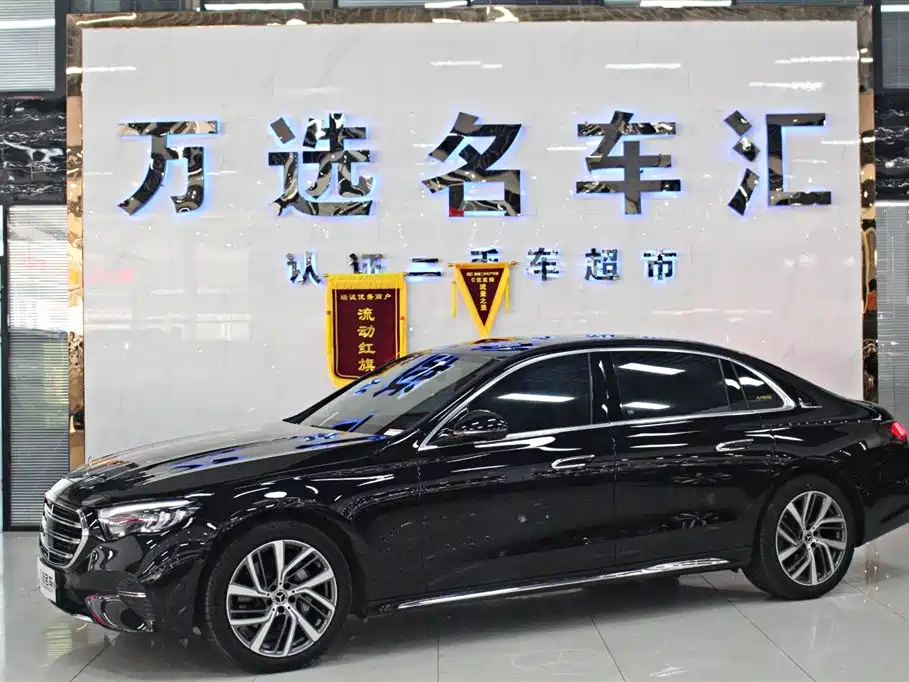 Mercedes-Benz E-Class 2024 E 300 L Fashion фото 3