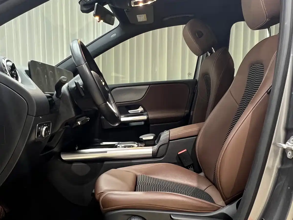 Mercedes-Benz B-Class 2020 B 200 Sport Edition фото 7