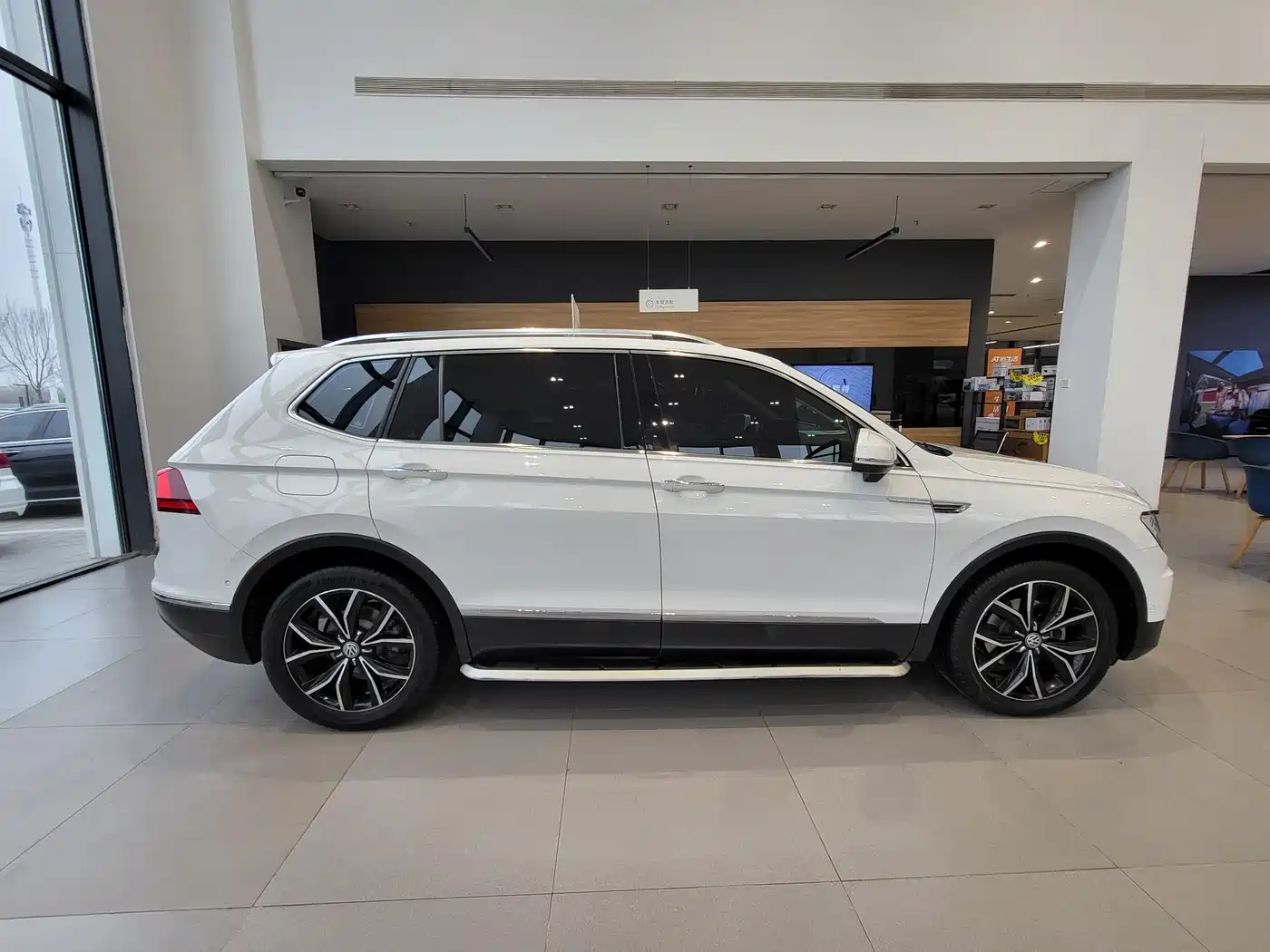 Volkswagen Tiguan L 2019 330TSI Automatic 2WD Smart Luxury Edition China VI