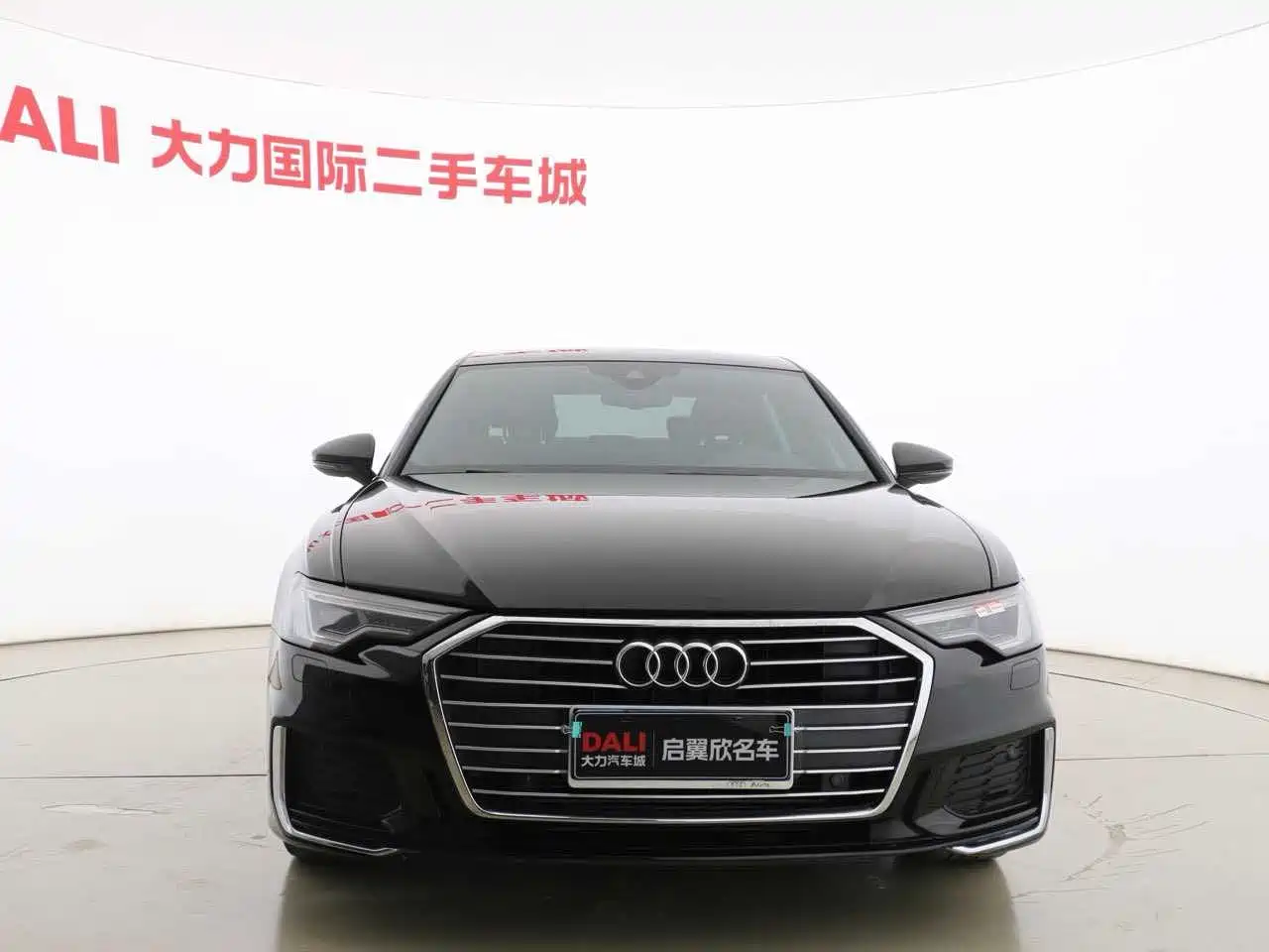 Audi A6L 2019 40 TFSI Luxury Dynamic фото 2