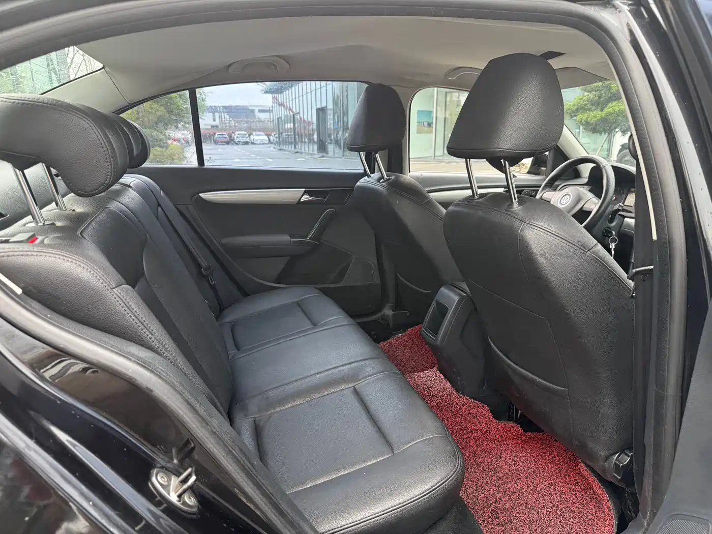 Volkswagen Lavida 2013 Facelift Classic 1.6L Automatic Trend фото 12