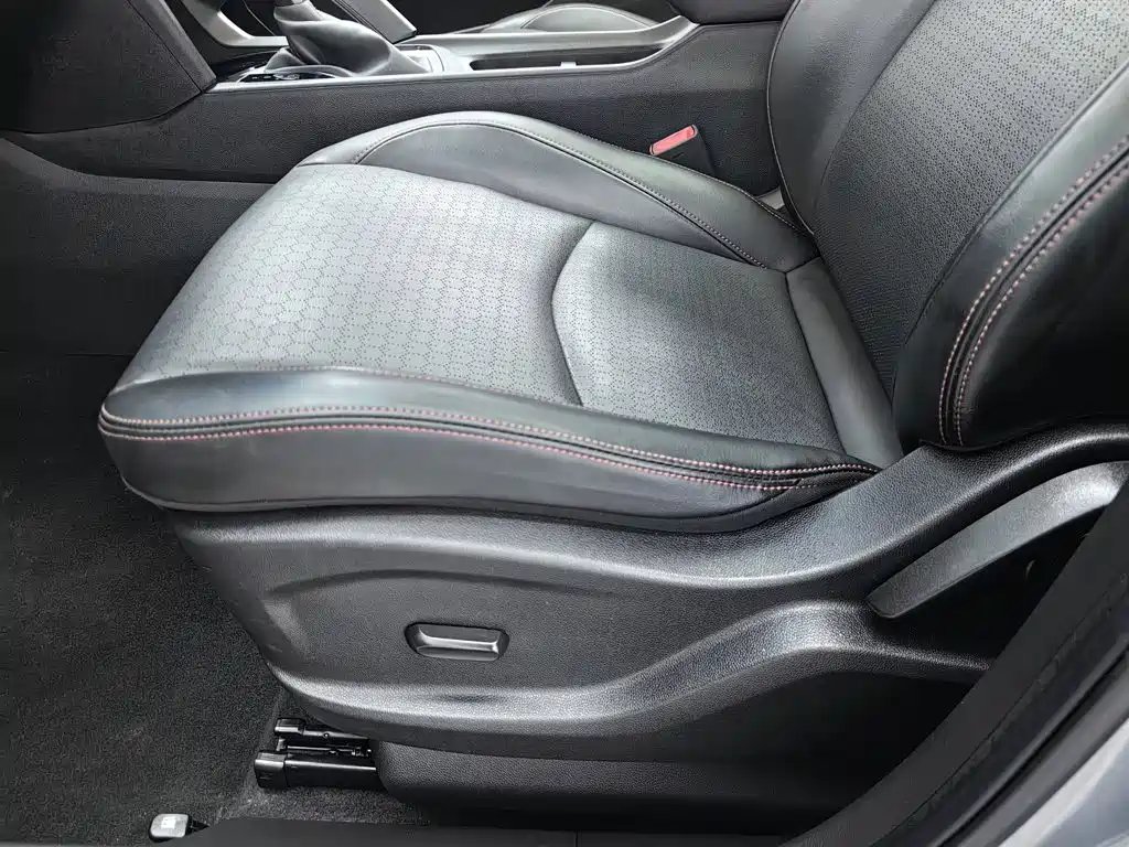 Photo 20 - Chevrolet Volando