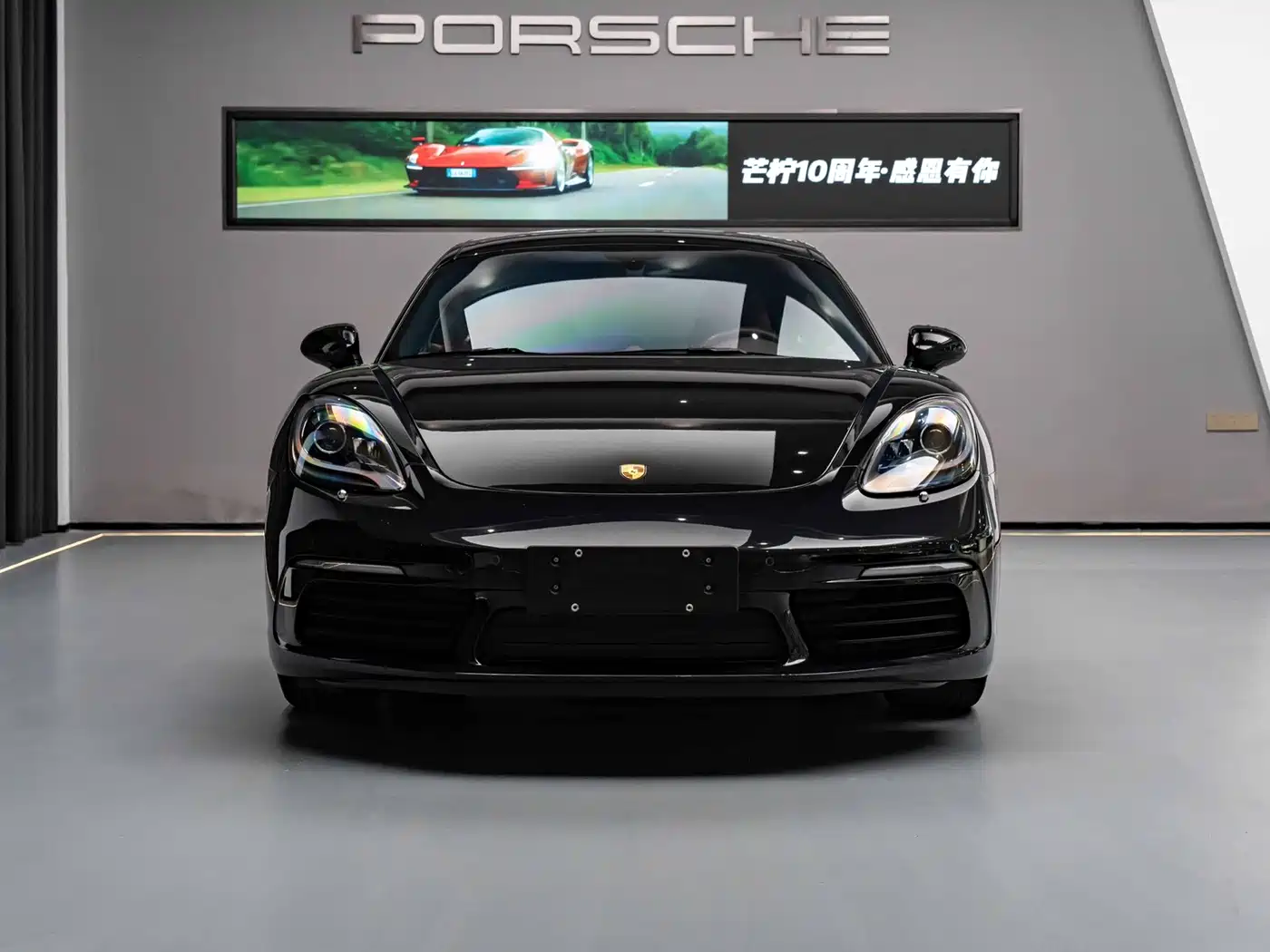 Porsche 718 2023 Cayman Style Edition 2.0T фото 2