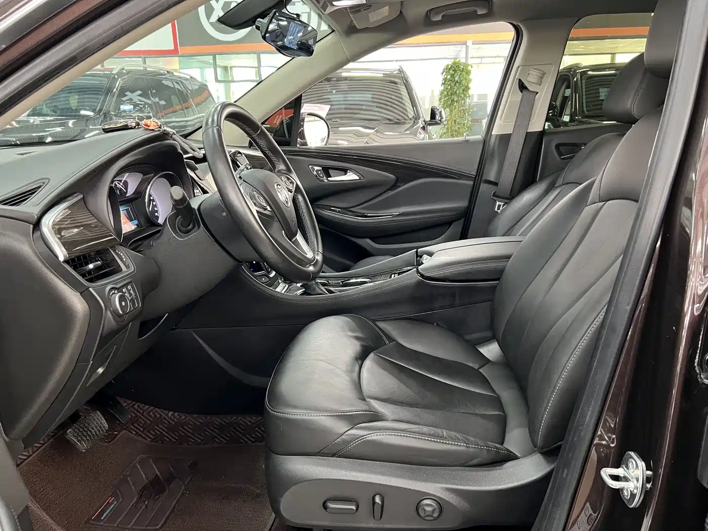 Buick Envision Plus 2020 20T FWD Elite фото 4