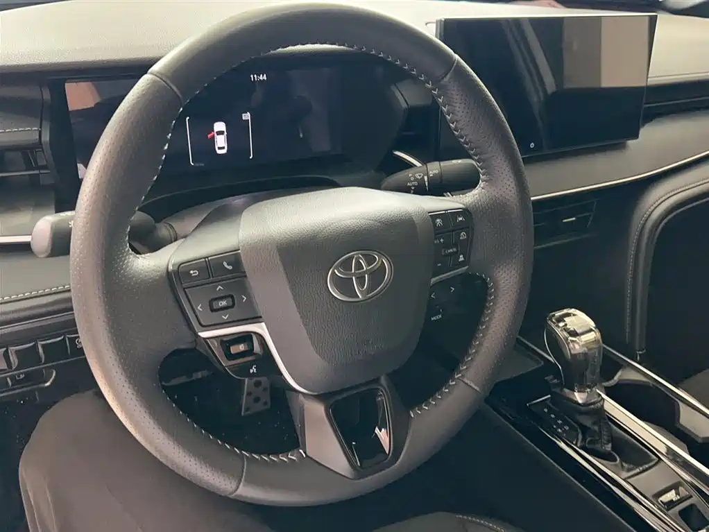 Toyota Camry 2024 2.0S Sport Edition фото 4