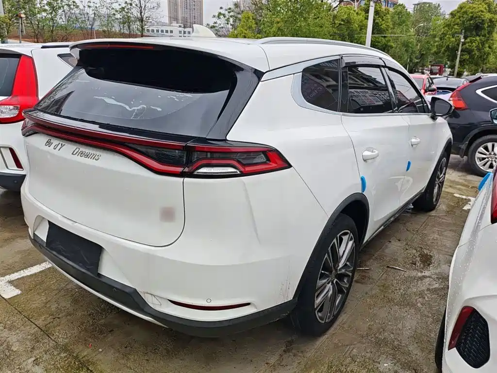BYD Tang 2018 2.0T Automatic Smart Connection Honor Edition 7-Seater China V фото 7