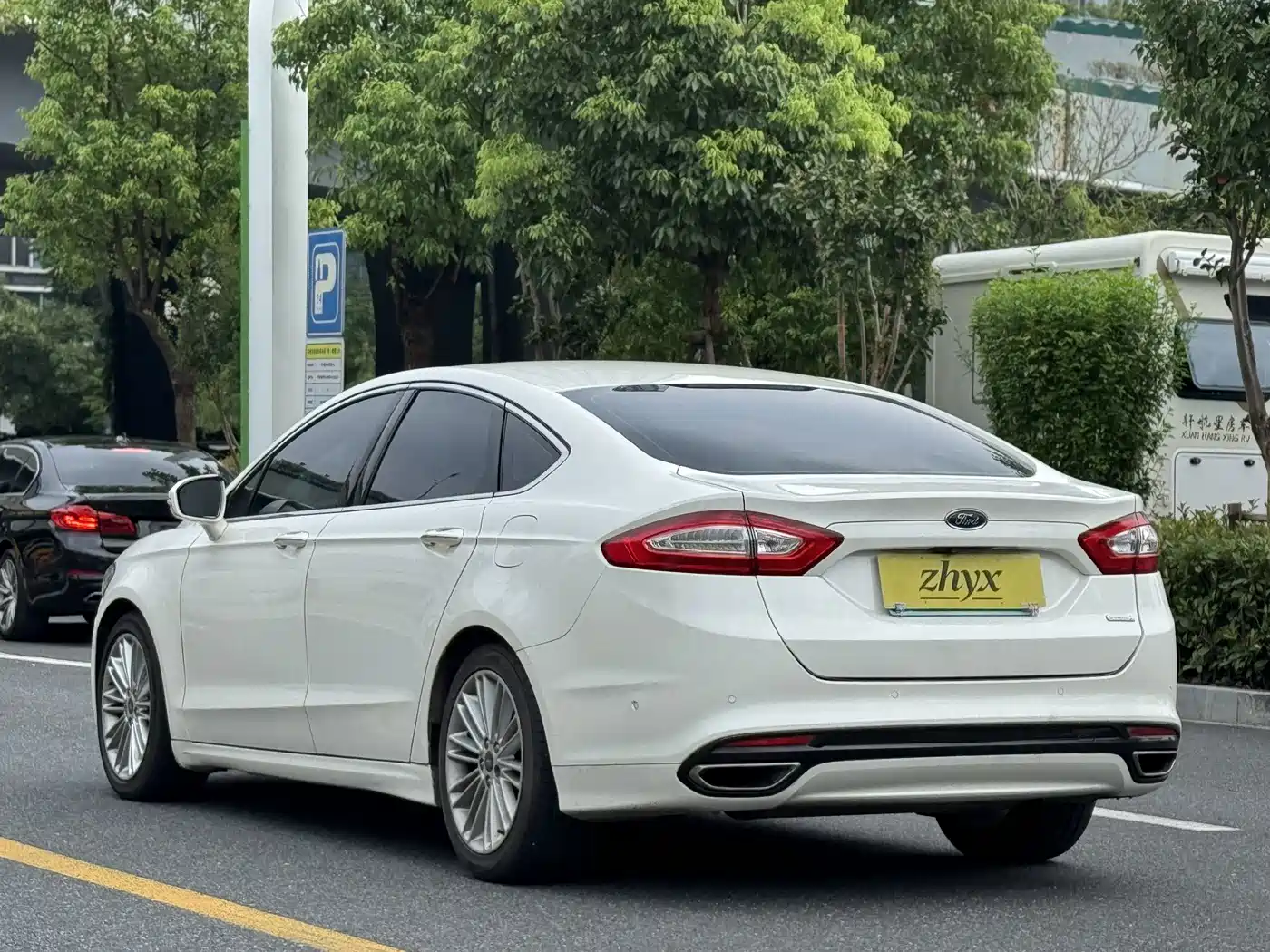 Фото 5 - Ford Mondeo