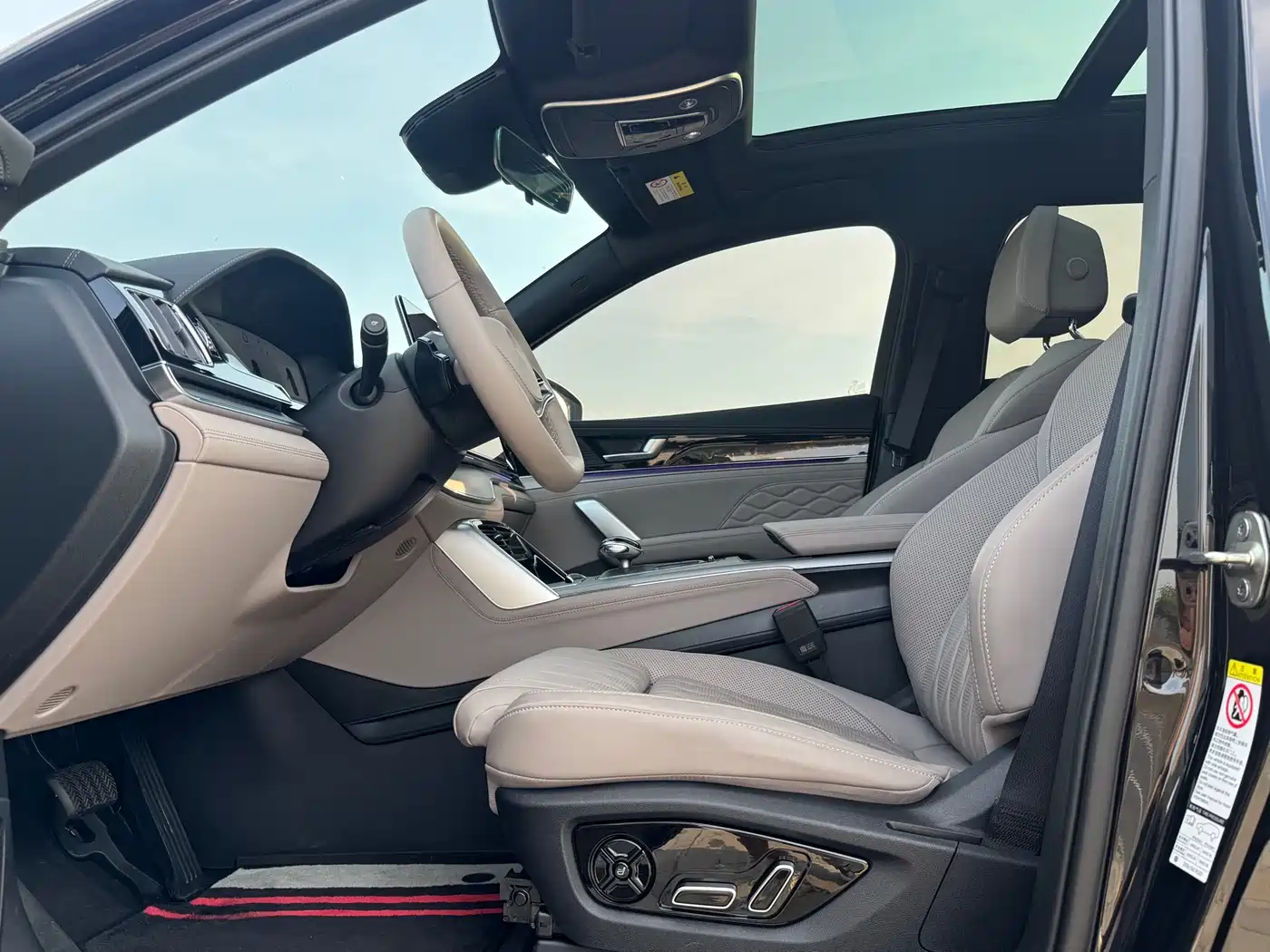 BYD Tang New Energy 2025 Smart Driving Edition DM-i 115KM Flagship фото 9