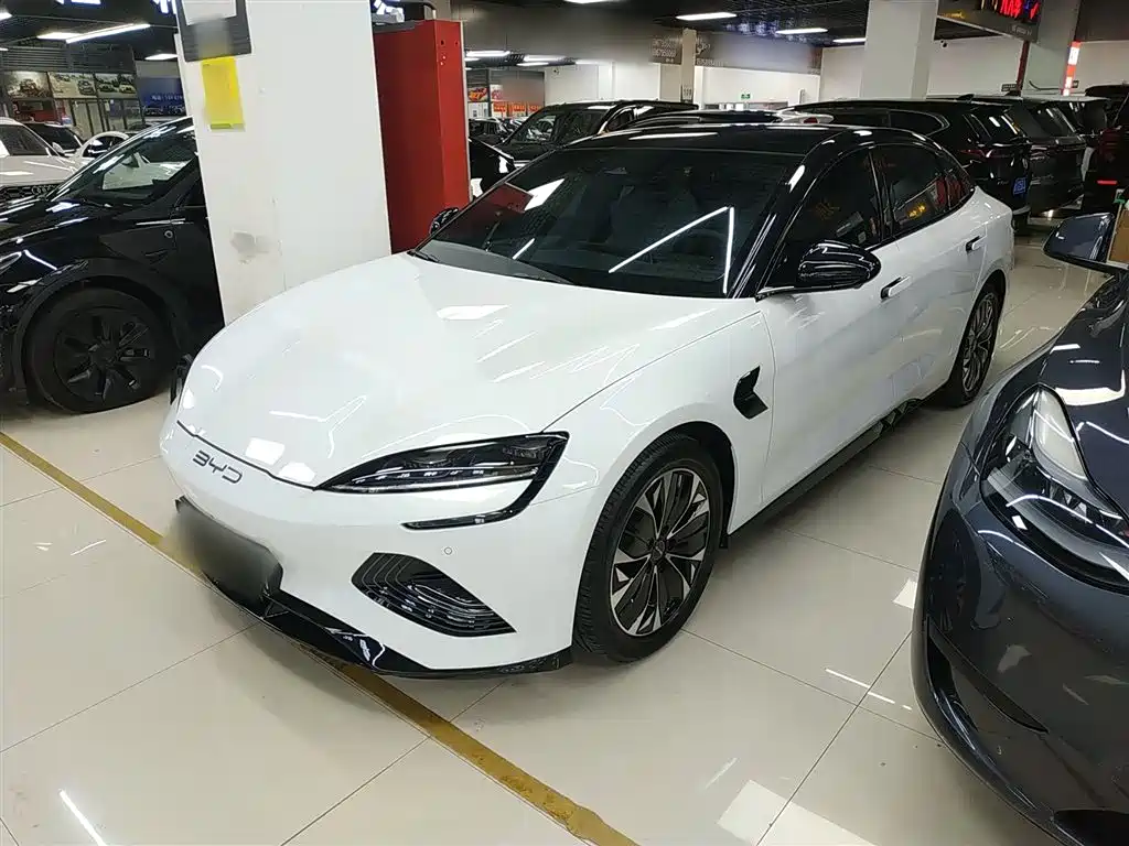 BYD Seal 2022 550km Standard Range RWD Premium фото 2