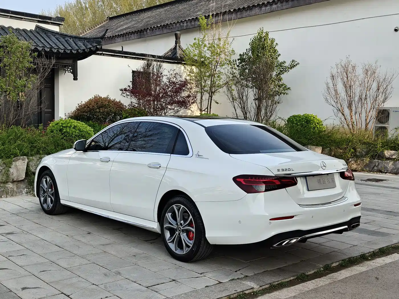 Mercedes-Benz E-Class 2022 Facelift E 300 L Sport Fashion Style фото 4