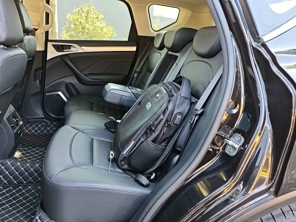 Фото 17 - Haval H7