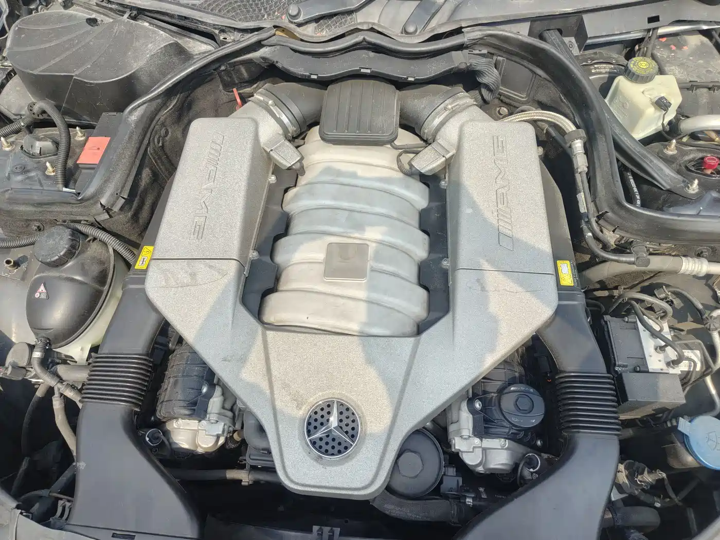 Mercedes-Benz C-Class AMG 2010 AMG C 63 Sport Enhanced Edition фото 36