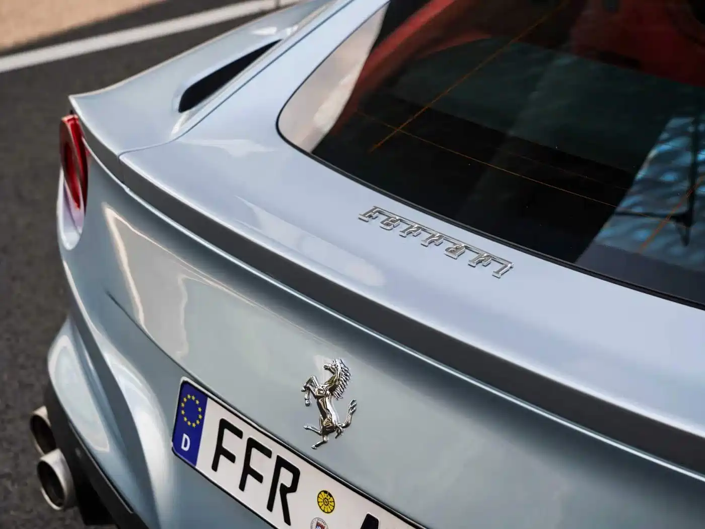 Ferrari F12berlinetta 2014 2013 6.3L Standard