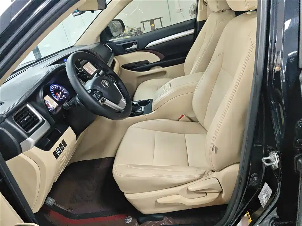 Toyota Highlander 2017 2.0T 4WD Elite 7-Seater фото 11