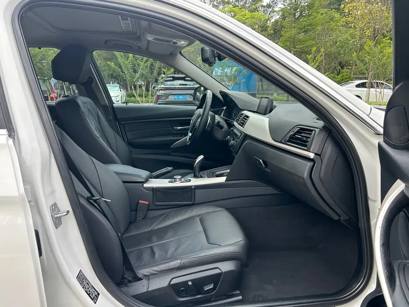 BMW 3 Series 2015 328Li xDrive Fashion фото 17
