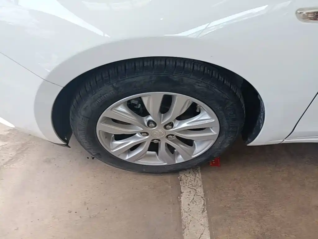 Фото 23 - Buick Excelle