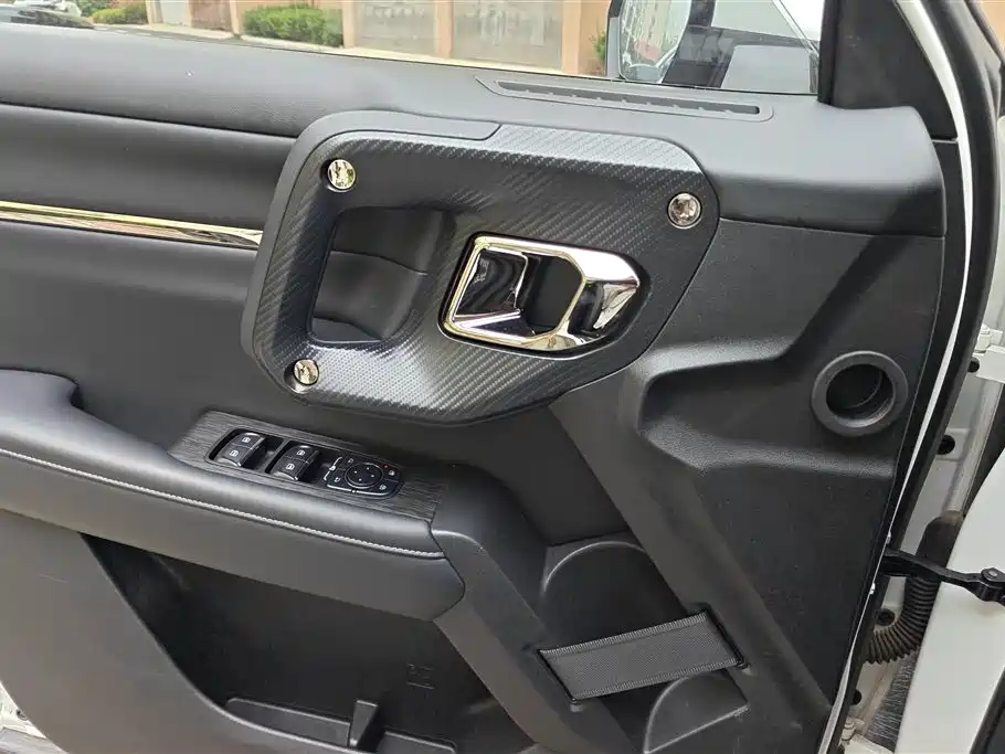 Haval Second-Generation Big Dog New Energy 2023 DHT-PHEV 105km Trendy Electric Edition Plus фото 7