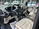 Photo 10 - Ford Tourneo