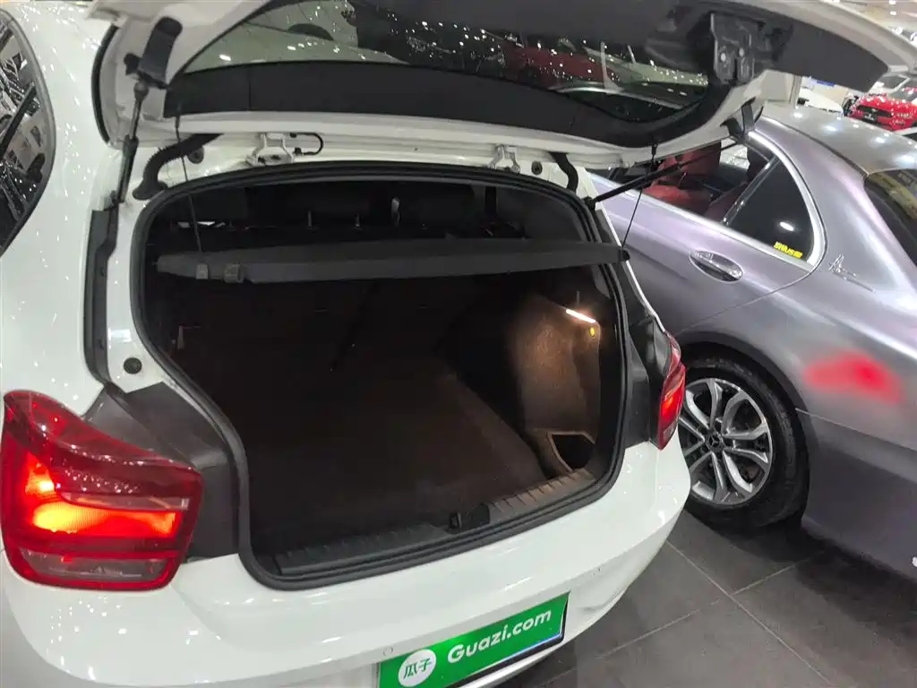 BMW 1 Series (Import) 2013 Facelift 116i Leading Model фото 19