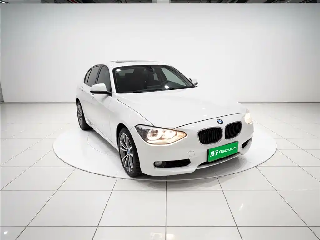 BMW 1 Series (Import) 2013 Facelift 116i Leading Model фото 4
