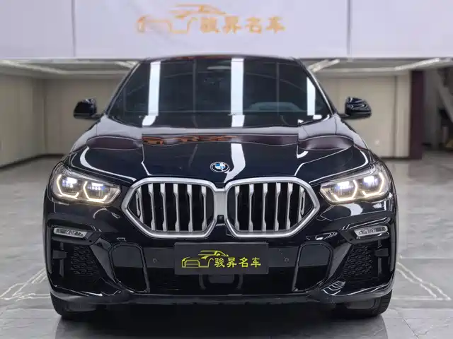 BMW X6 2020 xDrive40i Exclusive M Sport Package — фото 2