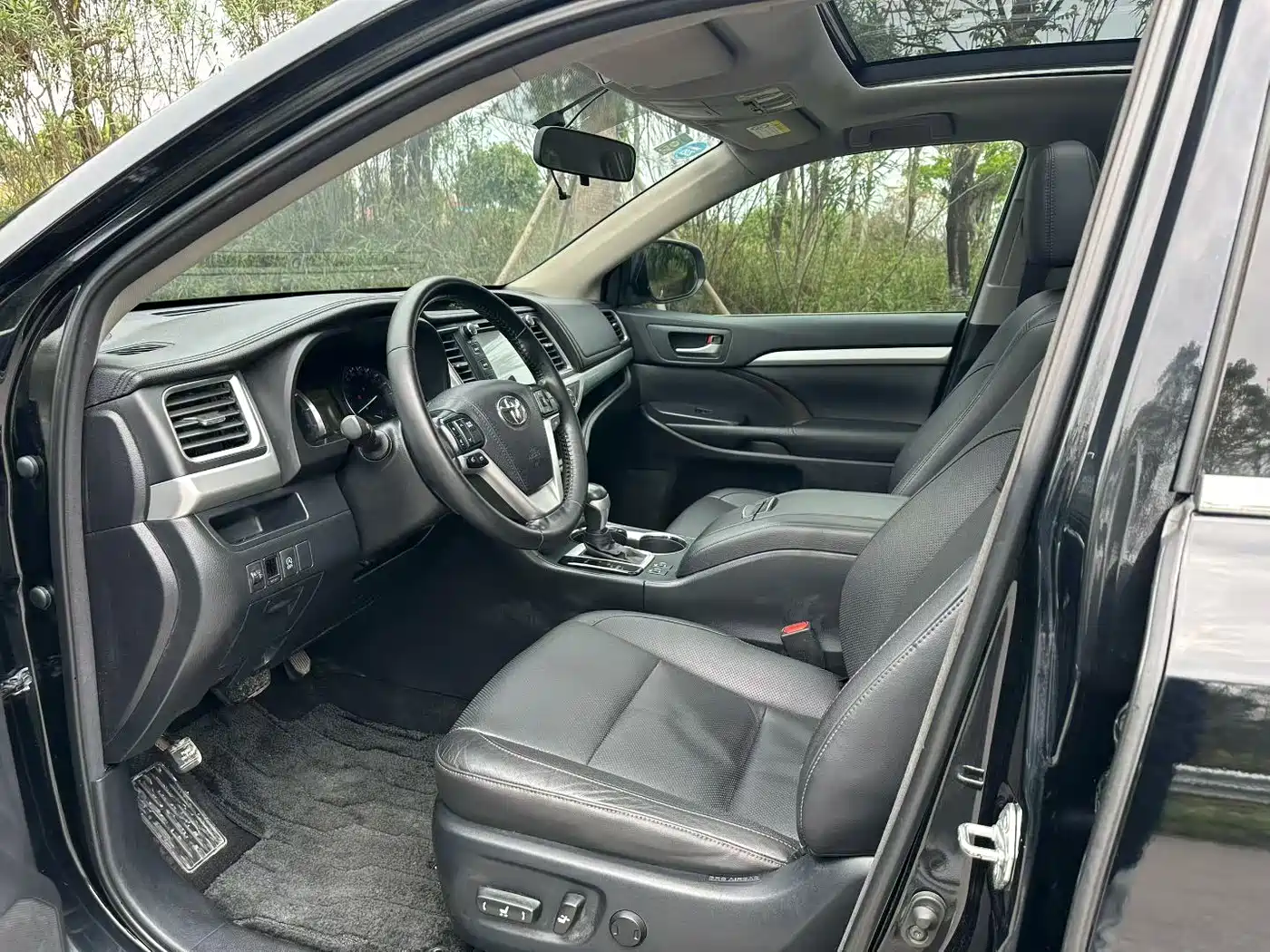 Toyota Highlander 2015 2.0T FWD Luxury Edition 7-seater фото 7