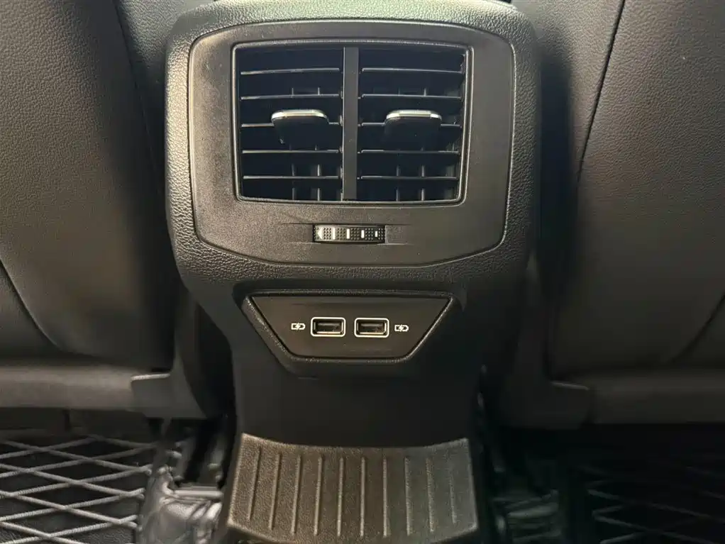 Volkswagen T-ROC 2021 280TSI DSG 4WD Luxury Connected фото 17