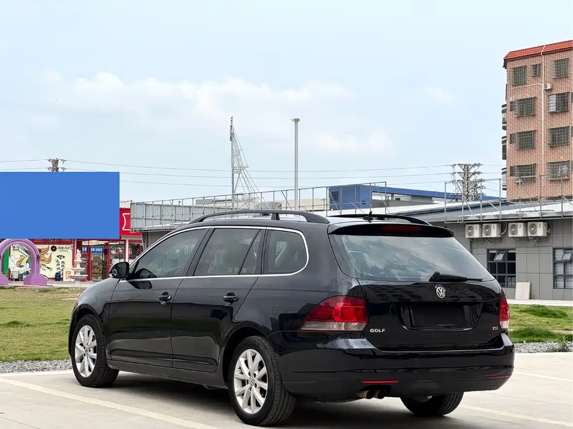 Volkswagen Golf (Import) 2011 1.4TSI Comfort Wagon фото 7