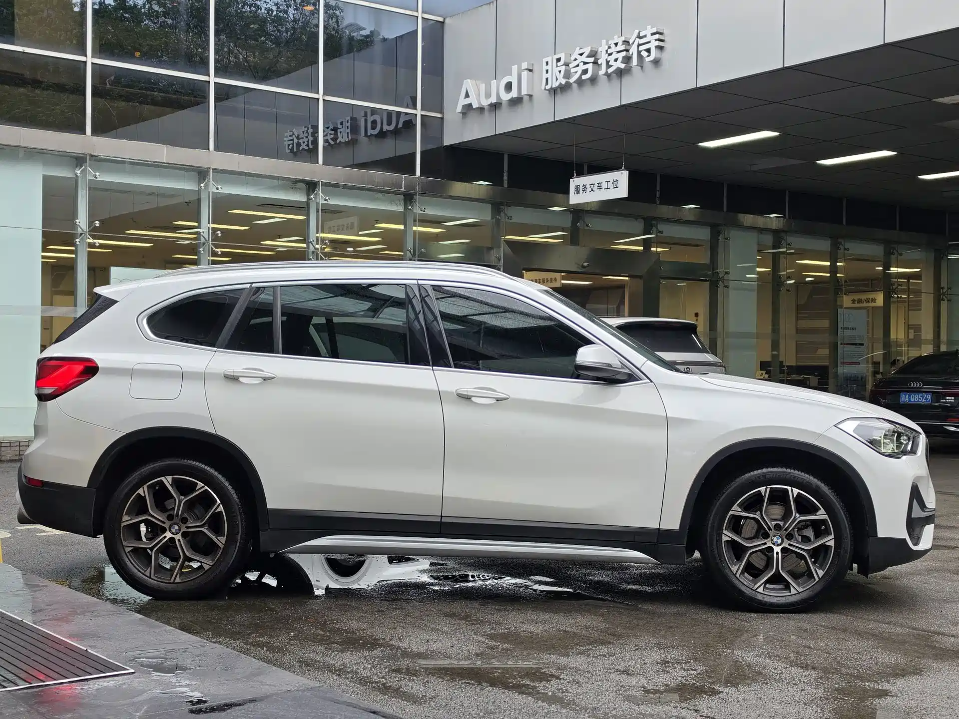 Photo 4 - BMW X1