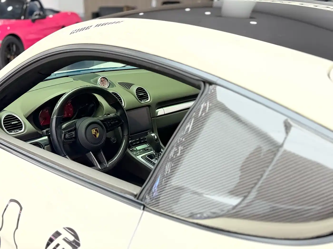 Porsche 718 2016 Cayman 2.0T фото 7