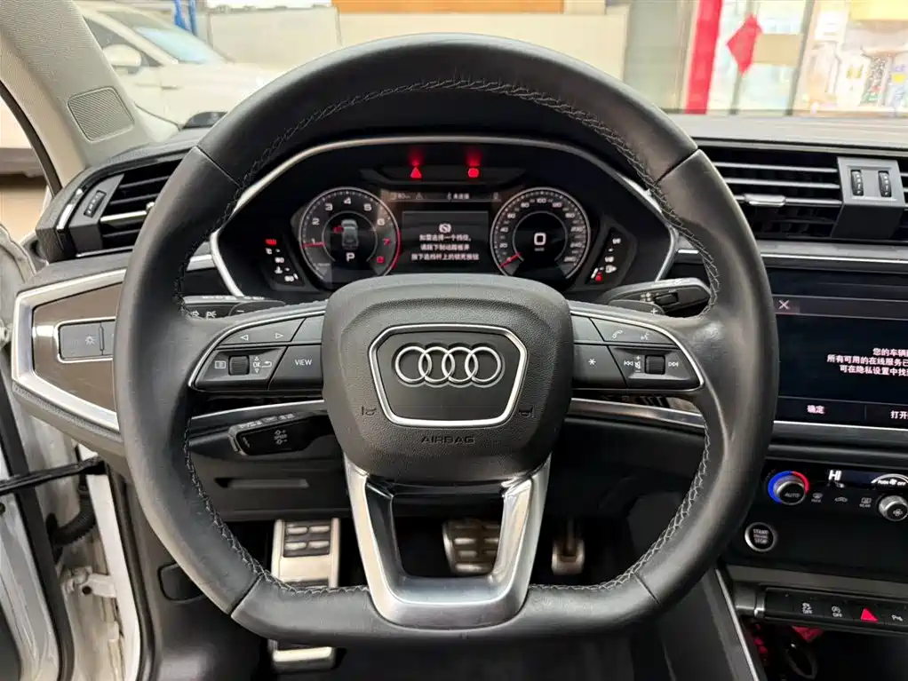 Audi Q3 2022 35 TFSI Fashion Dynamic фото 11