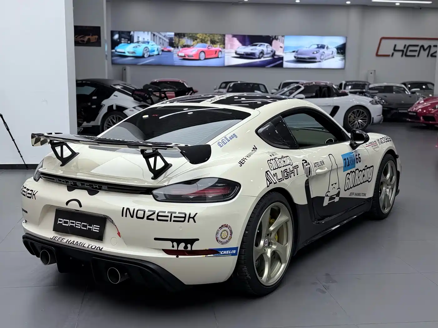 Porsche 718 2016 Cayman 2.0T фото 6