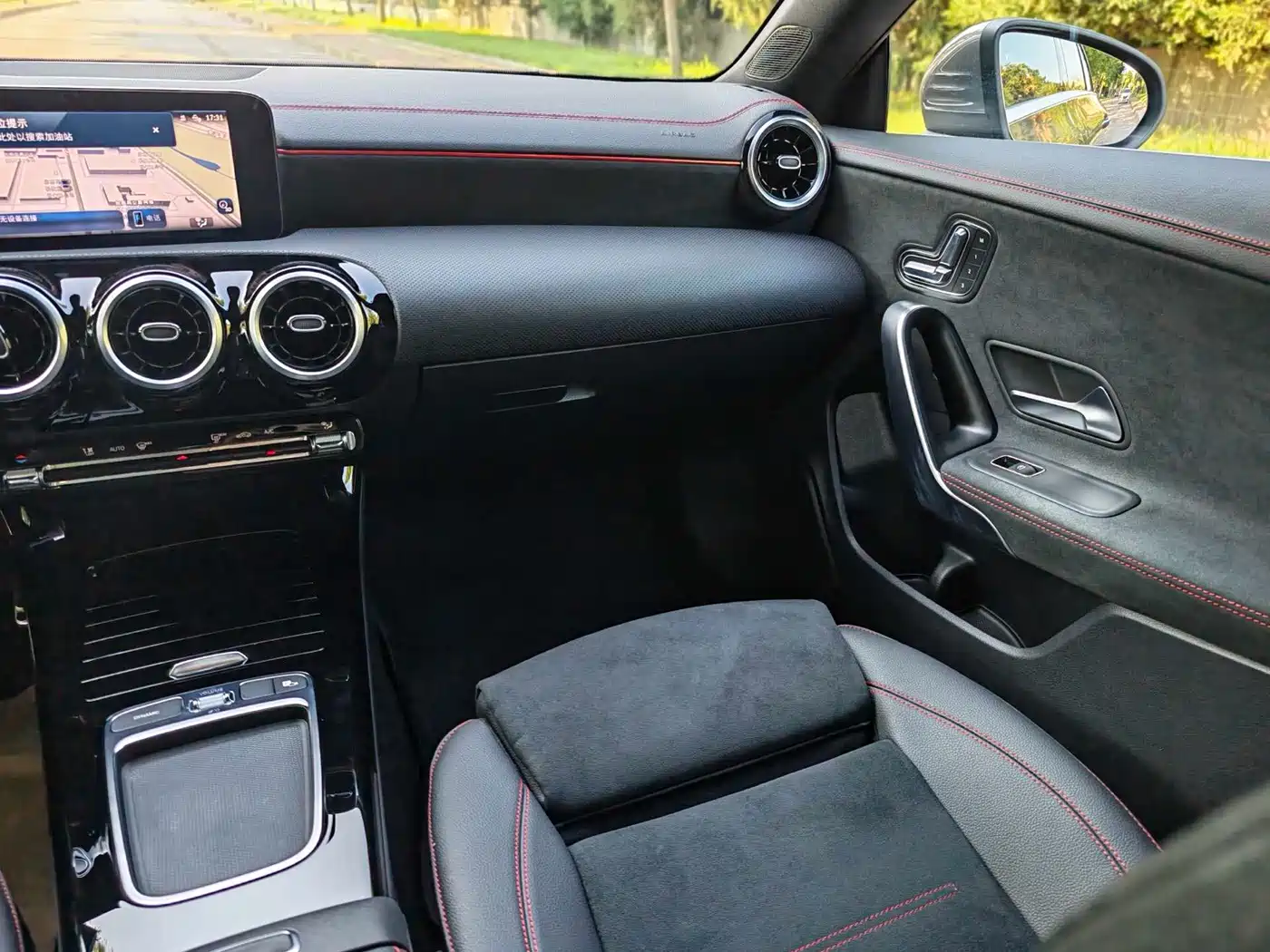Mercedes-Benz CLA (Import) 2024 2024 CLA 200 Shooting Brake