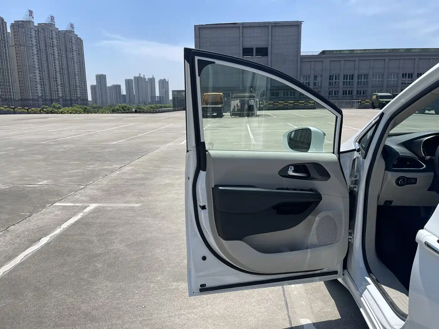 Chrysler Grand Caravan PHEV (Import) 2025 2019 3.6L Plug-in Hybrid