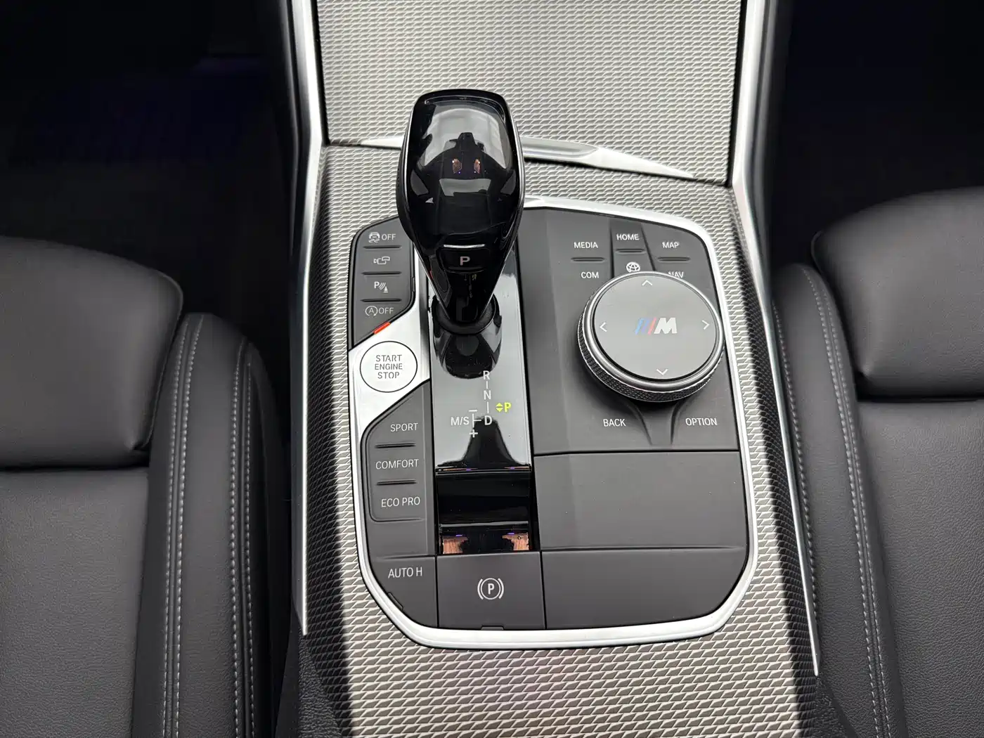 BMW 3 Series 2020 330i M Sport Blackout Package фото 11