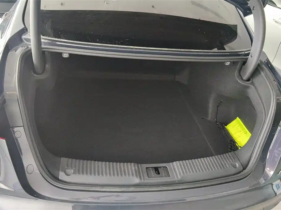 Hongqi H5 2023 2.0T Auto Smart Connect Flagship фото 4